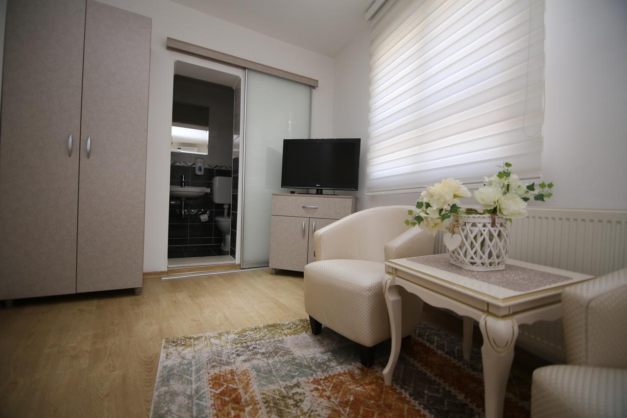 Motel One Сараево Экстерьер фото